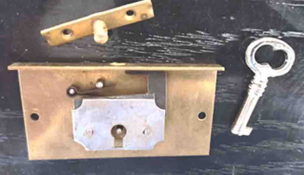 Einlaß-Schatullenschloß Dorn 12 mm Einlaß-Schatullenschloß Dorn 12 mm